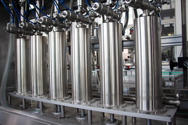 ਆਟੋਮੈਟਿਕ ਕਾਸਮੈਟਿਕ ਪਰਫਿ .ਮ ਤਰਲ ਬੋਤਲਿੰਗ ਬੋਤਲ ਭਰਨ ਵਾਲੀ ਮਸ਼ੀਨ