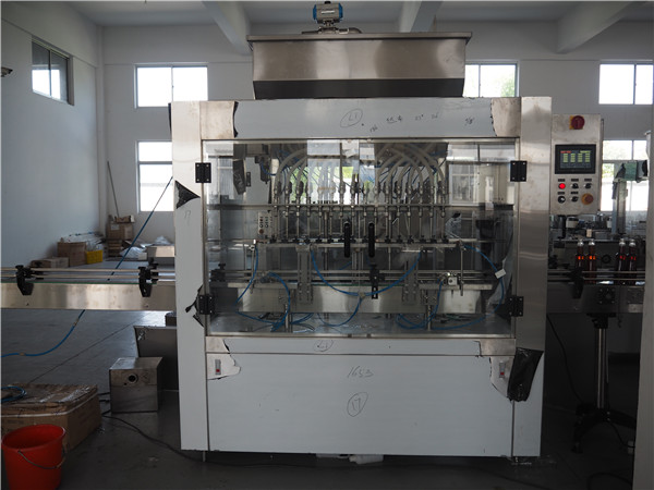 ਪੇਸ਼ੇਵਰ ਨਿਰਮਾਤਾ ਆਟੋਮੈਟਿਕ ਤੇਲ ਭਰਨ ਵਾਲੀ ਮਸ਼ੀਨ