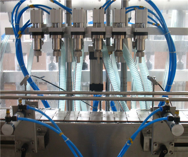 ਸਿਕਸ ਹੈਡ ਆਟੋਮੈਟਿਕ ਤਰਲ ਫਿਲਿੰਗ ਮਸ਼ੀਨ